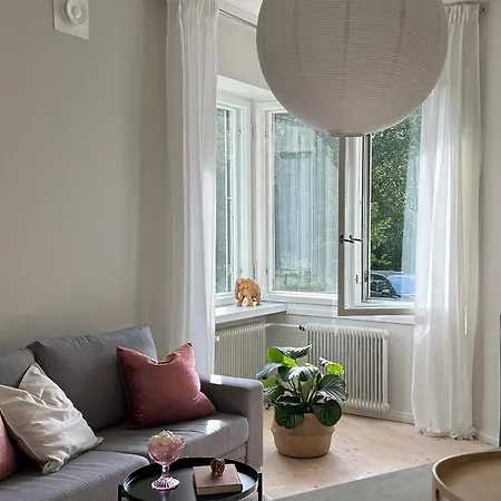 1 Bedroom Close To Subway And Seaside Appartement